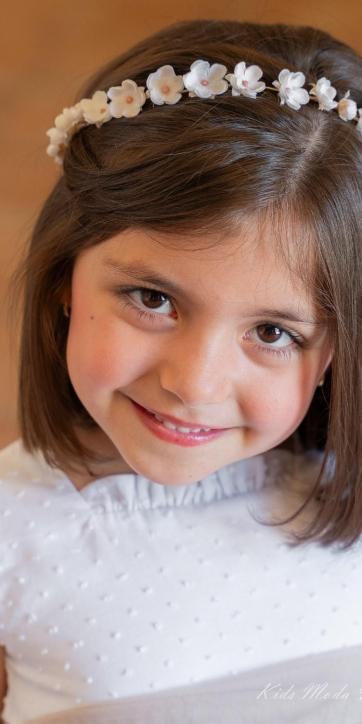 Corona de Flores Ceremonia y Arras Niña Blanco Roto – Eva Martínez Artesanía | Familia 7