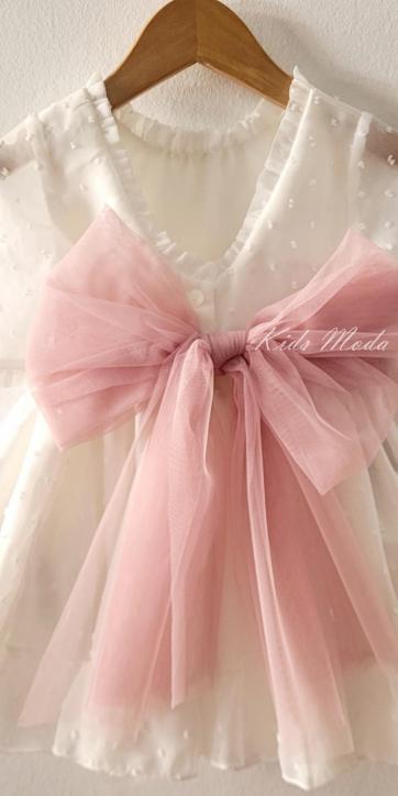 Vestido ceremonia niña plumeti cristal con fajín rosa empolvado Eva Martínez Artesanía [3]
