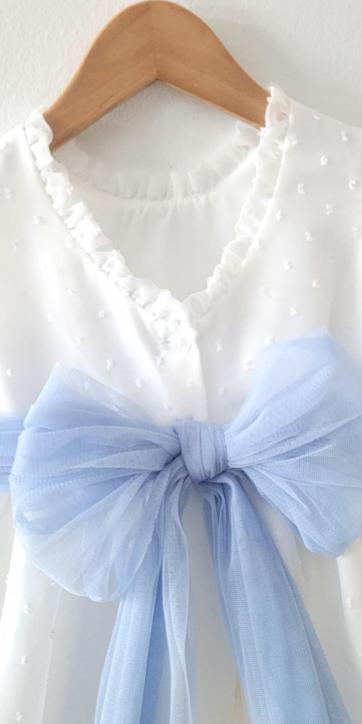 Vestido ceremonia niña plumeti cristal con fajín tul azul Eva Martínez Artesanía [7]