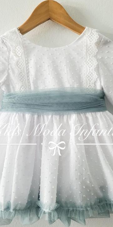 Vestido ceremonia niña de media manga plumeti blanco con fajín tul verde agua Eva Martínez Artesanía [4]