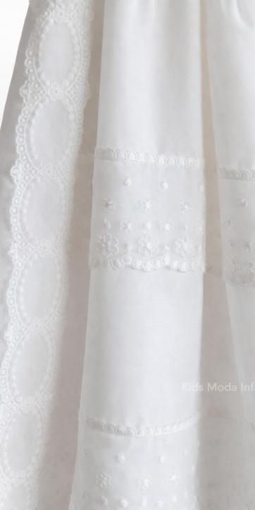 Faldón Bautizo Bebé en Gasa Blanca con Cinta Rosa Empolvado – Familia 6 [3]