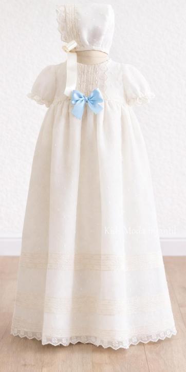 faldon-bautizo-bebe-plumeti-beige-manga-corta-azul-familia-7-eva-martinez.png [0]