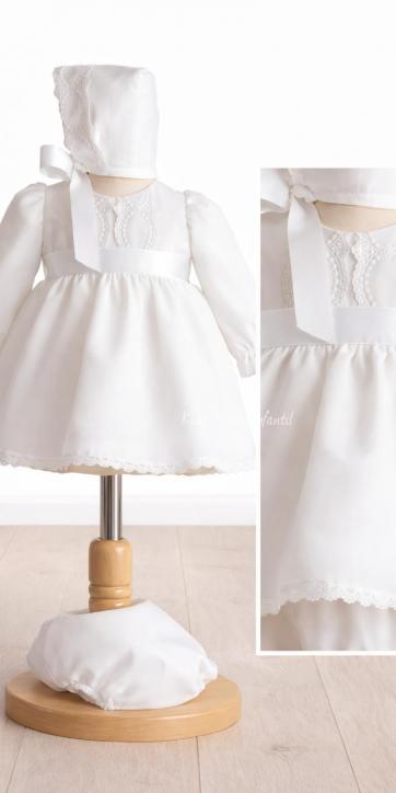 Jesusito de bautizo para niña de manga larga en gasa blanca con raso blanco y braguita | Eva Martínez Artesanía – Familia 6 [1]