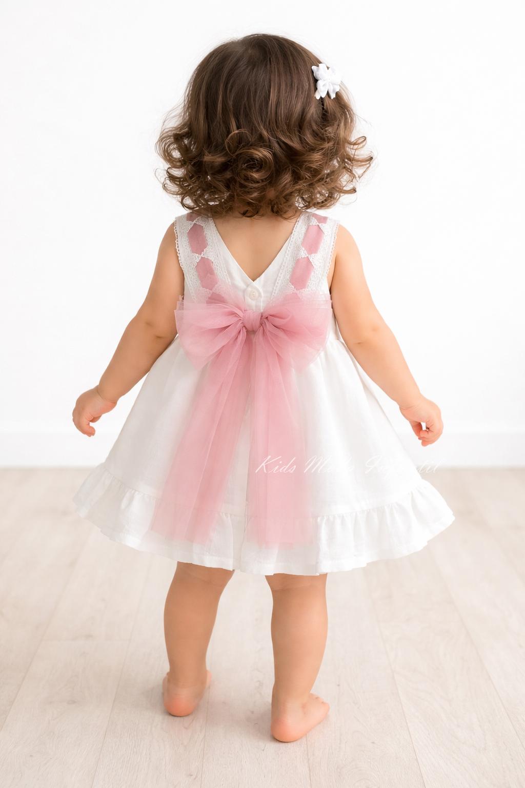 Jesusito ceremonia y arras bebé niña blanco con tul rosa empolvado con braguita