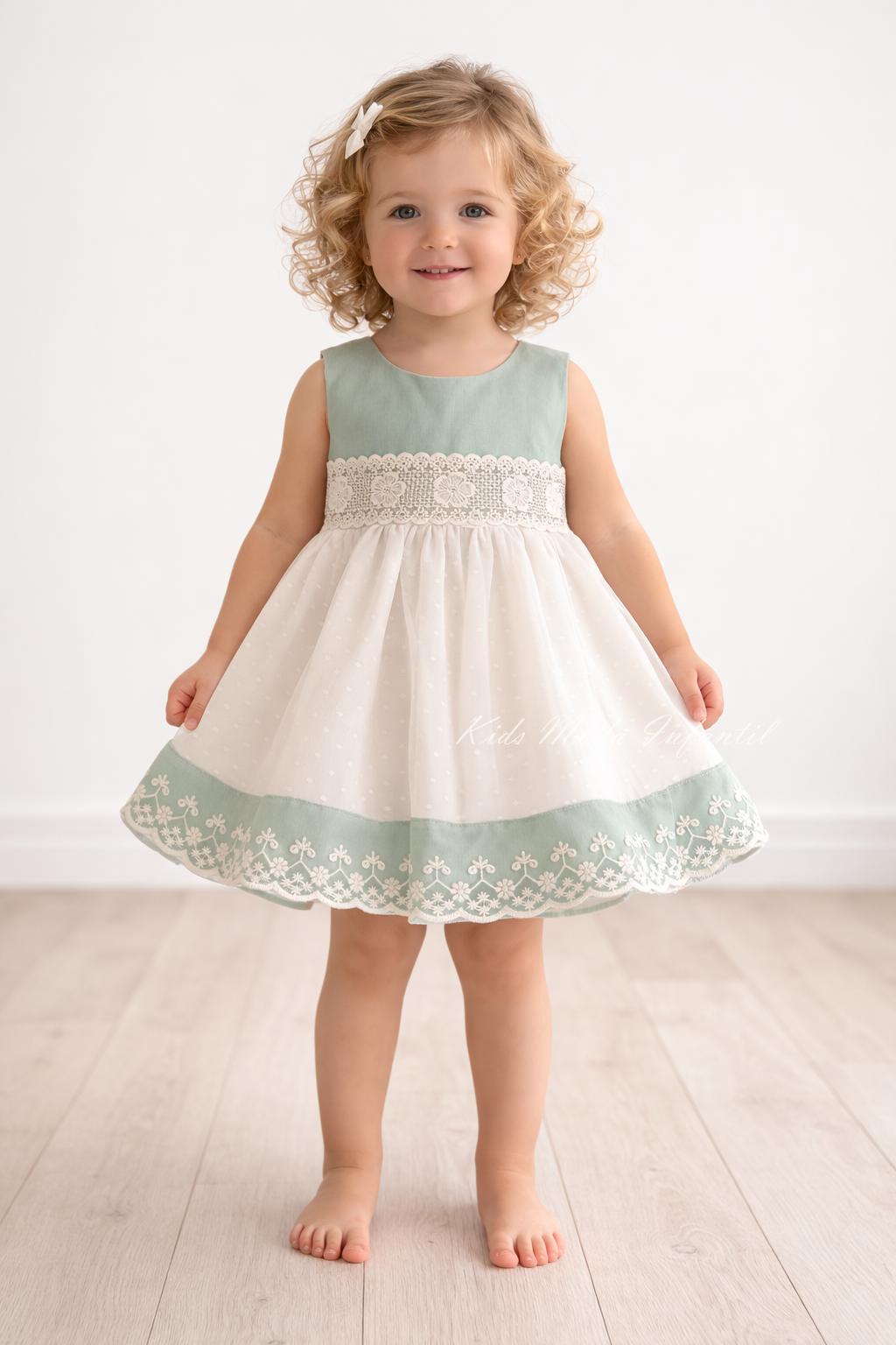 Jesusito ceremonia y arras bebé niña verde agua con tul plumeti y puntilla bordada