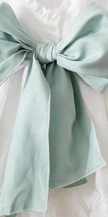 Lazada lino vestidos ceremonia niña en diferentes tonalidades verde agua Eva Martinez Artesania