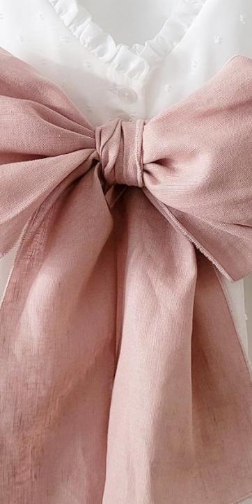 Lazada lino vestidos ceremonia niña en diferentes tonalidades rosa empolvado Eva Martinez Artesania