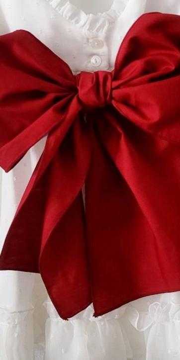 Lazada vestidos ceremonia niña burdeos en sarga Eva Martinez Artesania