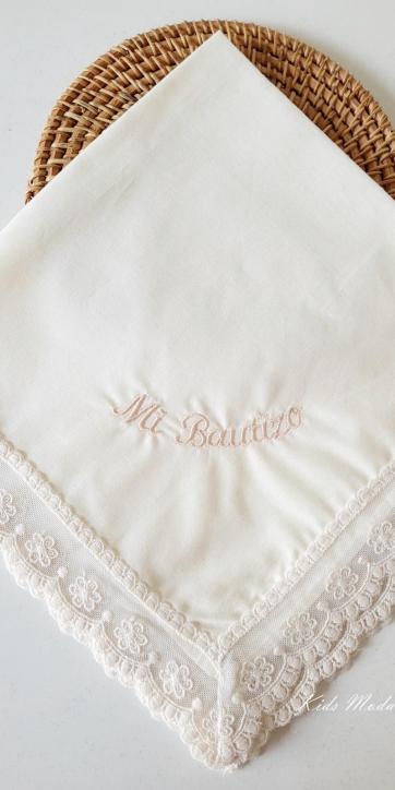 Pañuelo bautizo personalizado Eva Martinez Artesania Familia 1 [3]