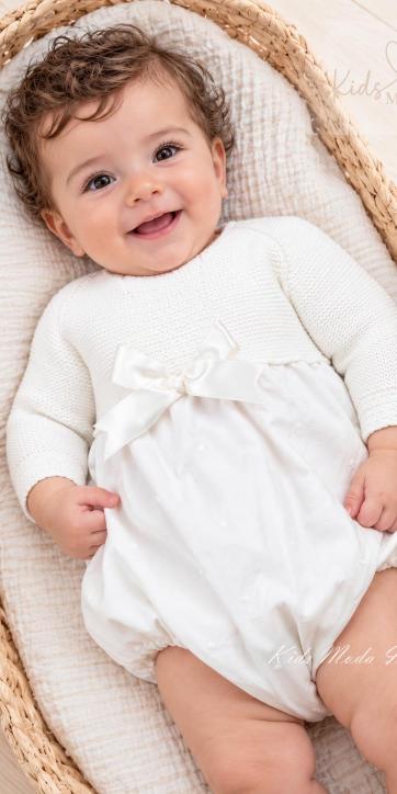 Pelele Bautizo Bebé Batista Bordada con Cuerpo de Punto Beige Claro – Fabricación Española [0]