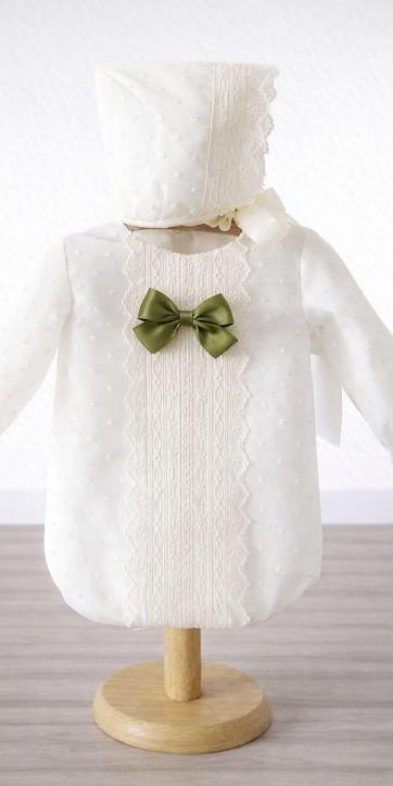 Pelele de bautizo bebé en tul verde oliva con plumeti cristal