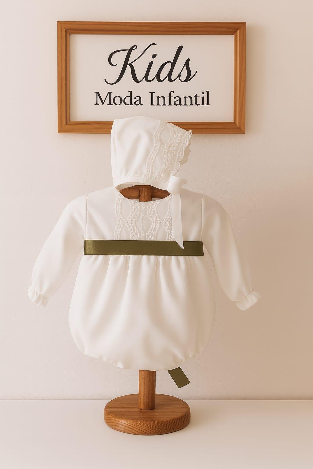 Pelele de Bautizo Blanco en Gasa con Cinta Verde Oliva – Eva Martínez Artesanía familia 6