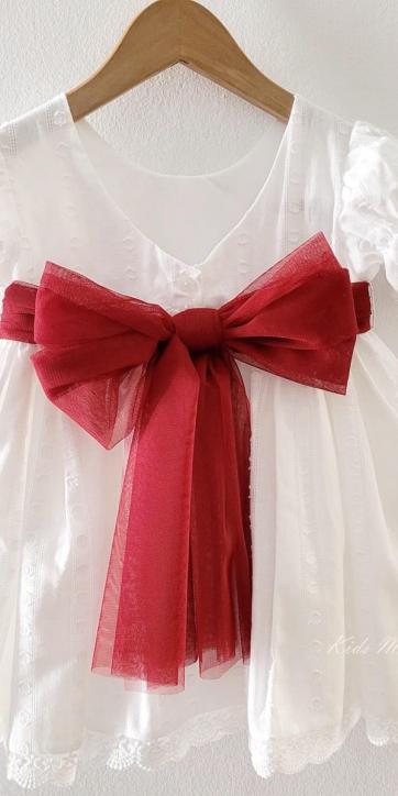 Vestido ceremonia niña blanco con fajín burdeos Eva Martínez Artesanía 381011CBG [3]