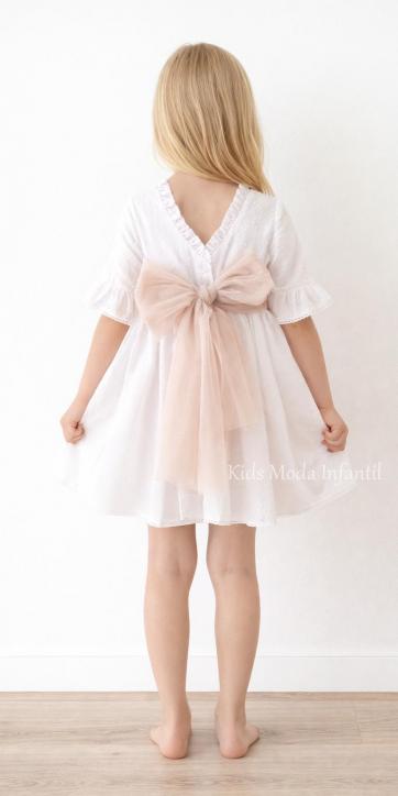 Vestido Ceremonia y Arras Niña Plumeti Blanco con Tul Camel | Familia 7 – Eva Martínez Artesanía [2]