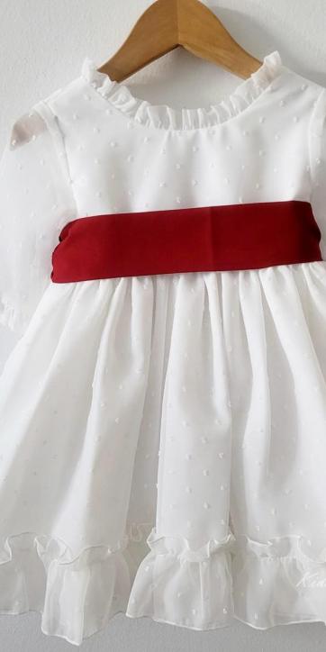 Vestido arras niña plumeti cristal con fajín burdeos Eva Martinez Artesanía 32111 [2]