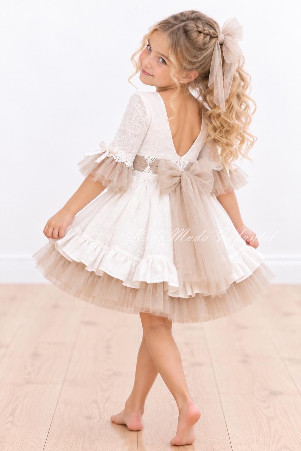 Vestido de Ceremonia Niña Blanco con Tul y Fajín Camel – Nekenia 2621831