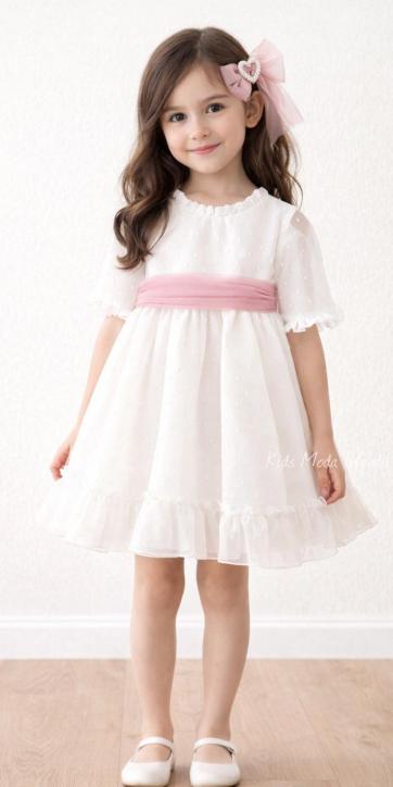 Vestido ceremonia niña plumeti cristal con fajín rosa empolvado Eva Martínez Artesanía 32111