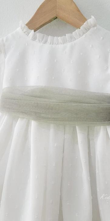 Vestido ceremonia niña plumeti cristal con fajín verde oliva Eva Martínez Artesanía 32111 [2]
