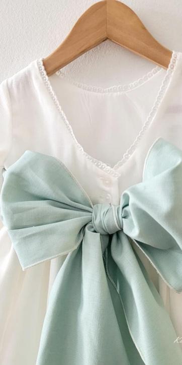 Vestido arras niña rustico con fajín lino verde agua Eva Martinez Artesanía 40412 [4]