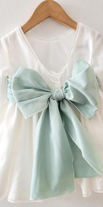 Vestido arras niña rustico con fajín lino verde agua Eva Martinez Artesanía 40412 [2]