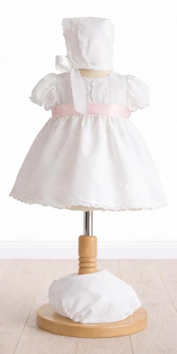 Jesusito de bautizo para bebé niña en gasa blanca con raso rosa bebé y braguita | Eva Martínez Artesanía – Familia 6 [1]