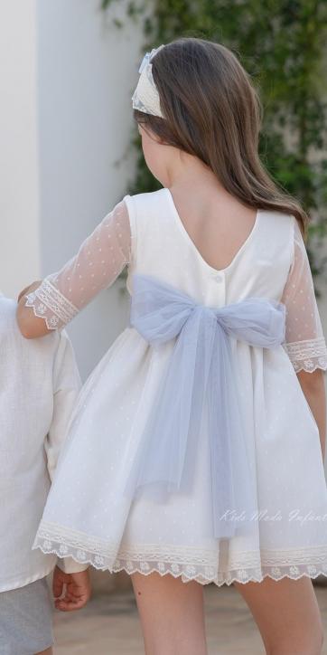 Vestido Ceremonia y Arras Niña Tul Beige Topito y Azul Grisáceo – Eva Martínez Artesanía [1]