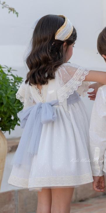 Vestido Ceremonia y Arras Niña Tul Beige Topito – Eva Martínez Artesanía