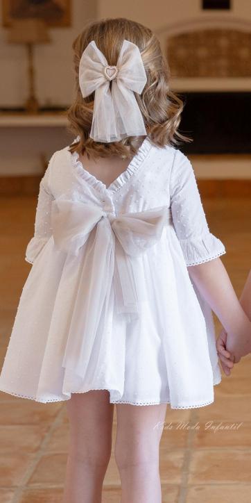 Vestido Ceremonia Niña Plumeti Blanco Tul Camel – Familia 7 Eva Martínez Artesanía [2]