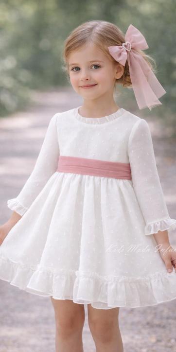 Vestido ceremonia niña manga larga plumeti cristal y fajín rosa empolvado 32111ML