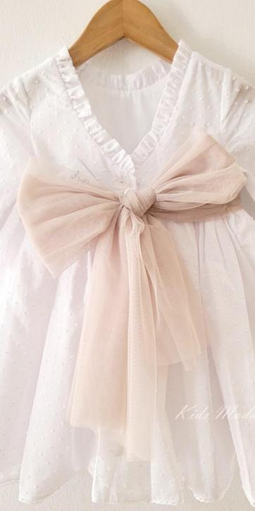 Vestido Ceremonia Niña Plumeti Blanco Tul Camel – Familia 7 Eva Martínez Artesanía [3]