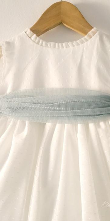 Vestido ceremonia bebe tul topo con fajín verde empolvado Coco Acqua Ceremonia 60443 [4]