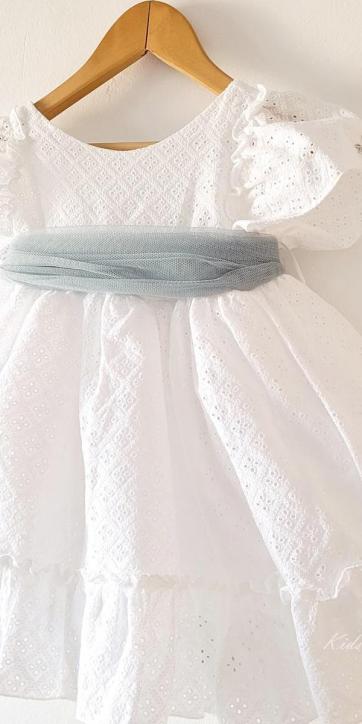 Vestido ceremonia niña blanco bordado con fajín tul verde empolvado Nekenia 2521802 Personalizable