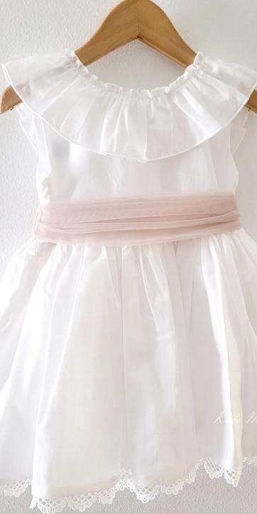 Vestido ceremonia niña blanco con fajín camel de Eva Martínez Artesanía 38312CBG [3]