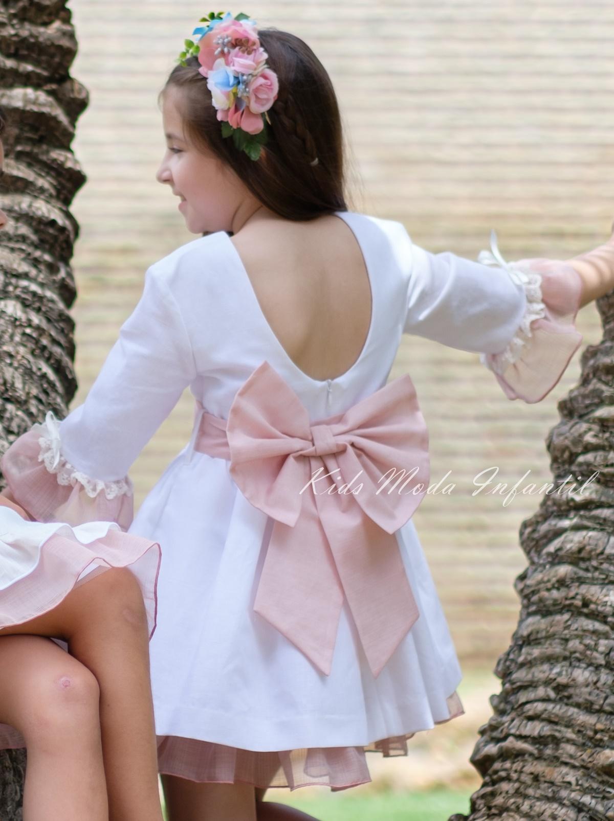 Vestido ceremonia niña media manga blanco con fajín tul rosa empolvado  Nekenia: 74,90 €