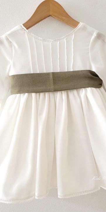 Vestido arras niña rustico con fajín lino verde oliva Eva Martinez Artesanía 40412 [2]