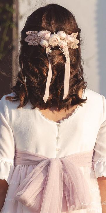 Tocado de Comunión Flores Lulú 2026 – Eva Martínez Artesanía [1]