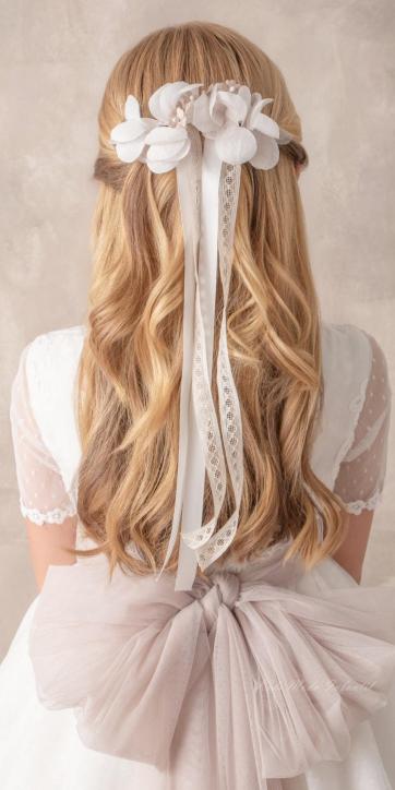 Vestido de Comunión Niña Nekenia 2621813 tul blanco roto con fajín camel y lazo trasero – Kids Moda Infantil [5]