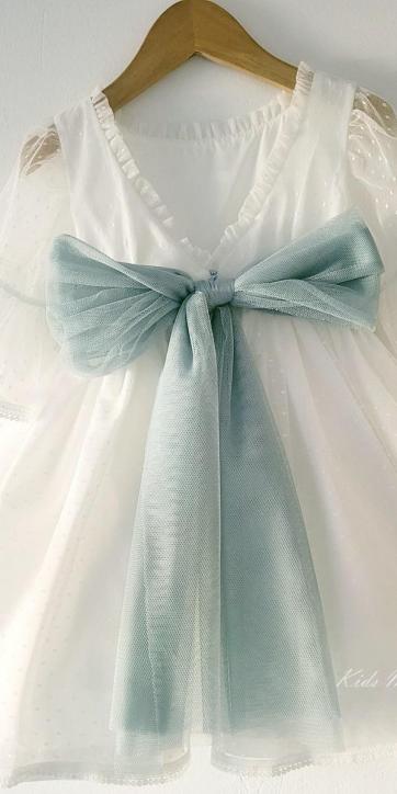 Vestido ceremonia niña tul topo con fajín verde empolvado Coco Acqua Ceremonia 60444