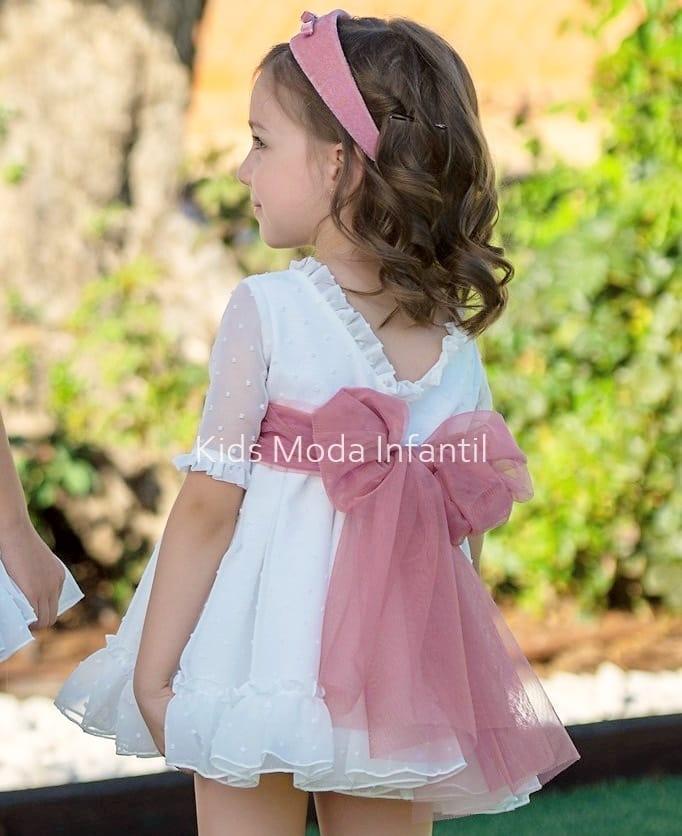 Vestido niña vestir ceremonia plumeti cristal con fajín rosa empolvado Eva  Martínez Artesanía