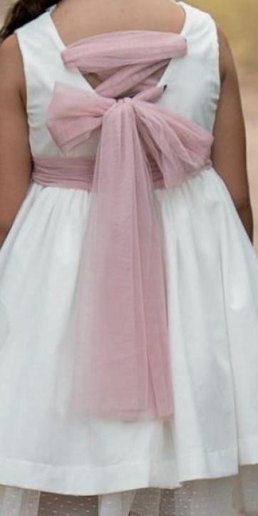 Vestido niña ceremonia de tul blanco roto y fajín rosa empolvado Coco Acqua [0]