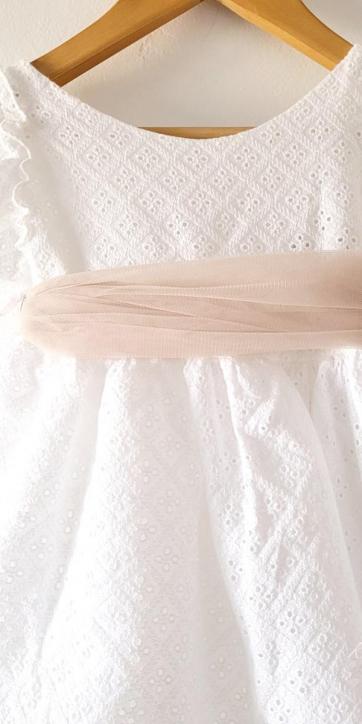 Vestido ceremonia niña blanco bordado con fajín tul camel Nekenia 2521802 Personalizable [2]