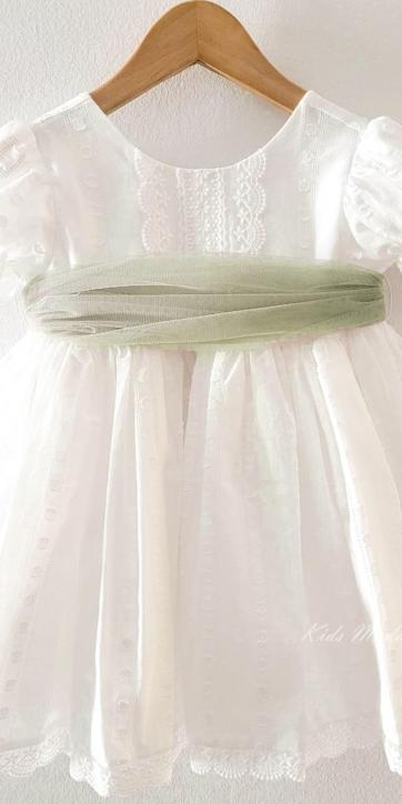 Vestido ceremonia niña blanco con fajín verde oliva Eva Martínez Artesanía 381011CBG [7]
