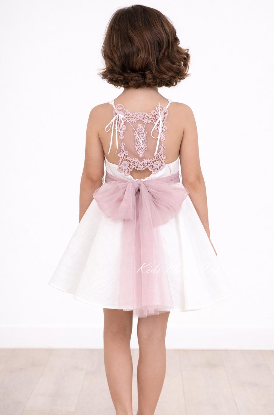 Vestido ceremonia y arras niña blanco con fajín rosa empolvado y espalda encaje bordado – Nekenia 2621805