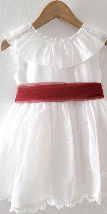 Vestido ceremonia niña blanco con fajín burdeos de Eva Martínez Artesanía 38312CBG [5]