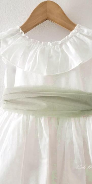 Vestido ceremonia niña blanco con fajín verde oliva de Eva Martínez Artesanía 38312CBG [2]