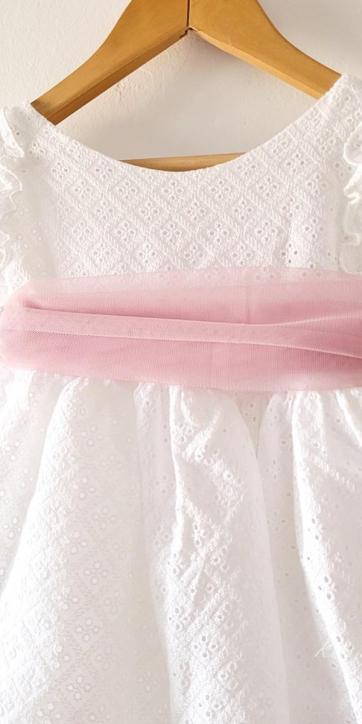 Vestido ceremonia niña blanco bordado con fajín tul rosa lila Nekenia 2521802 Personalizable [7]