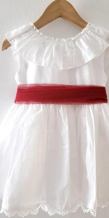 Vestido ceremonia niña blanco con fajín burdeos de Eva Martínez Artesanía 38312CBG [4]
