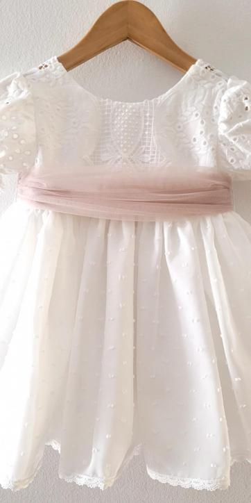 Vestido ceremonia niña blanco con fajín camel Eva Martínez Artesanía 38911CBG [1]