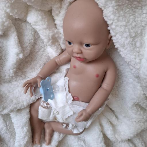 REBORN ENZO:SILICONA COMPACTA,SEXADO,BAÑABLE.(SE VAN REPONIENDO SEMANALMENTE) [3]