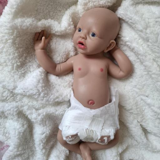 REBORN ENZO:SILICONA COMPACTA,SEXADO,BAÑABLE.(SE VAN REPONIENDO SEMANALMENTE) [1]